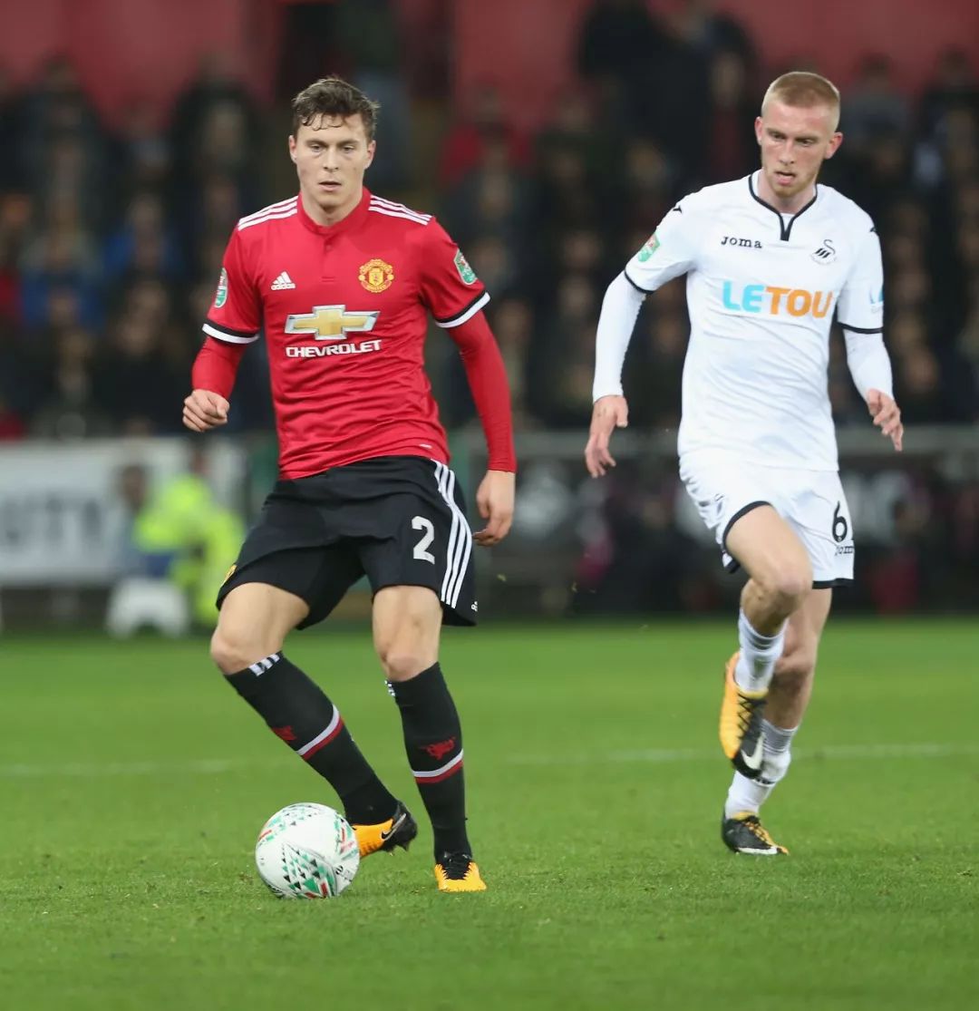 借其丰富的 借其丰富的